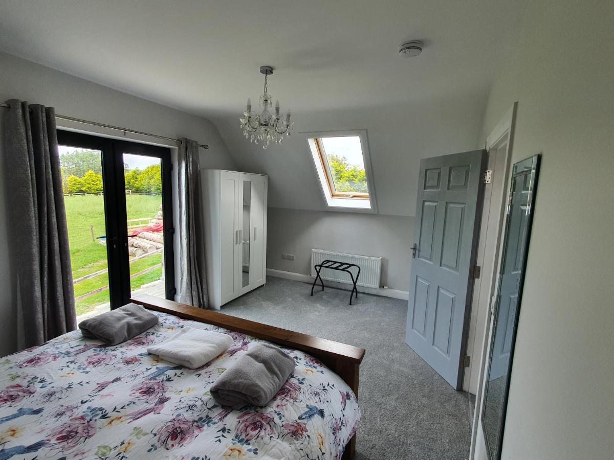 N0 2 Greystones Clock Tower Lodge Leap ภายนอก รูปภาพ