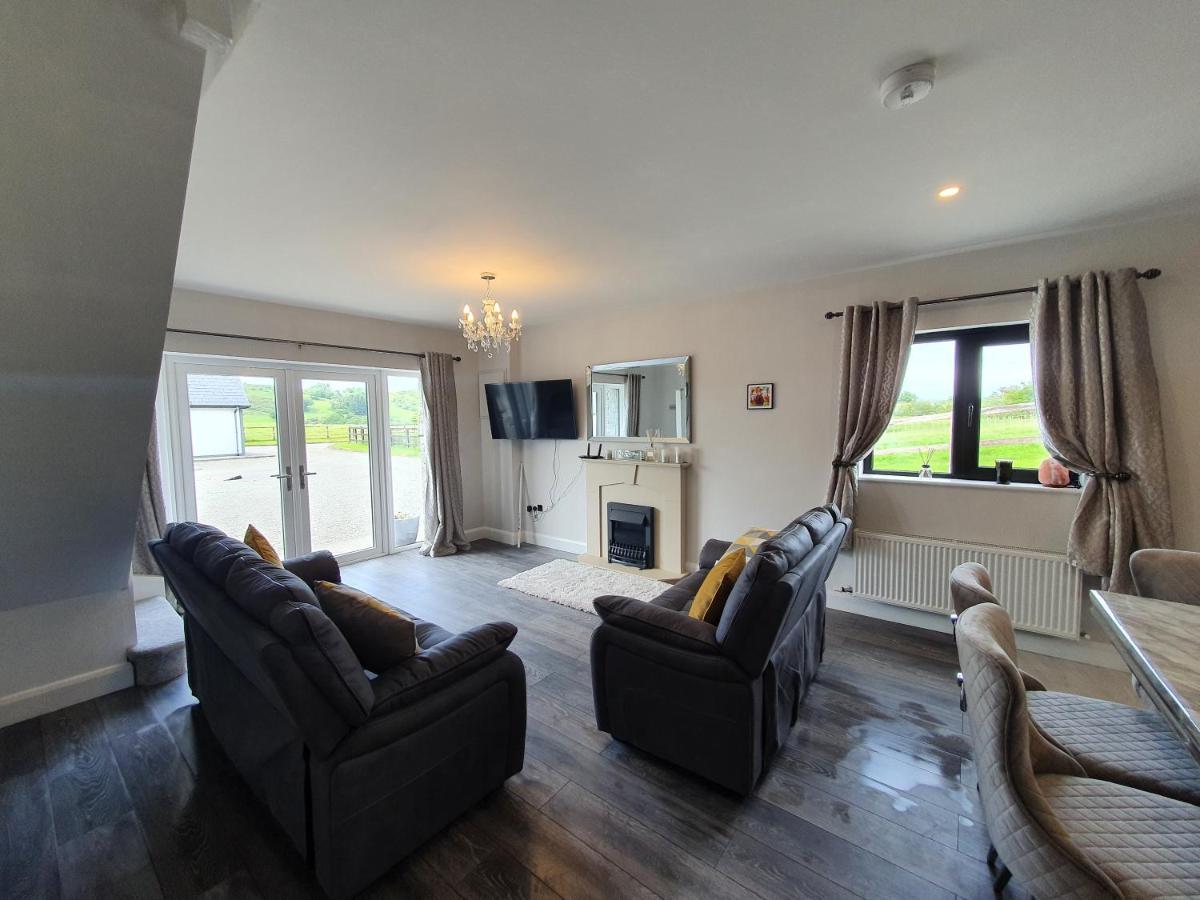 N0 2 Greystones Clock Tower Lodge Leap ภายนอก รูปภาพ