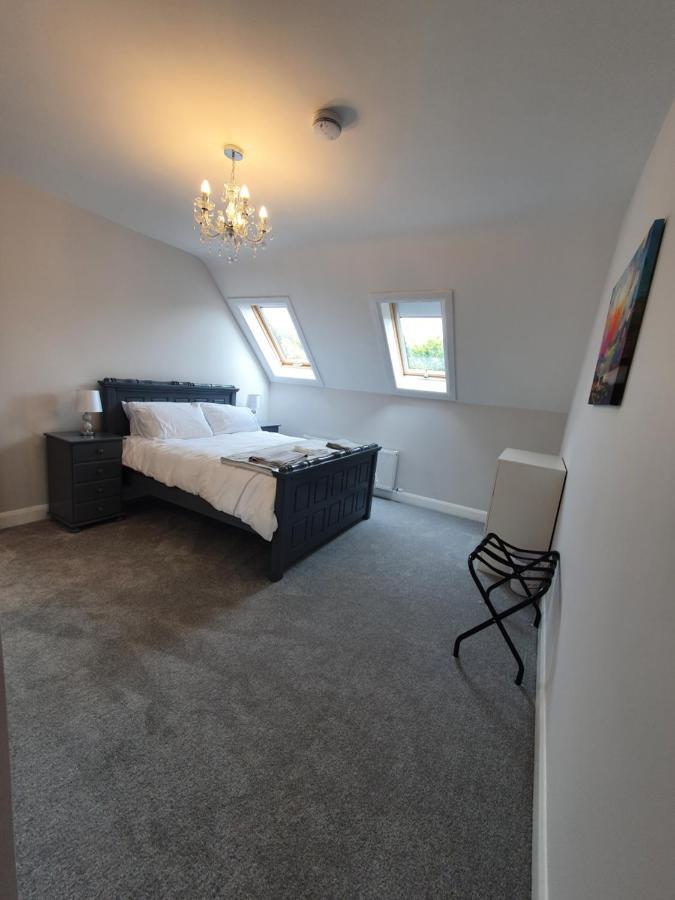N0 2 Greystones Clock Tower Lodge Leap ภายนอก รูปภาพ