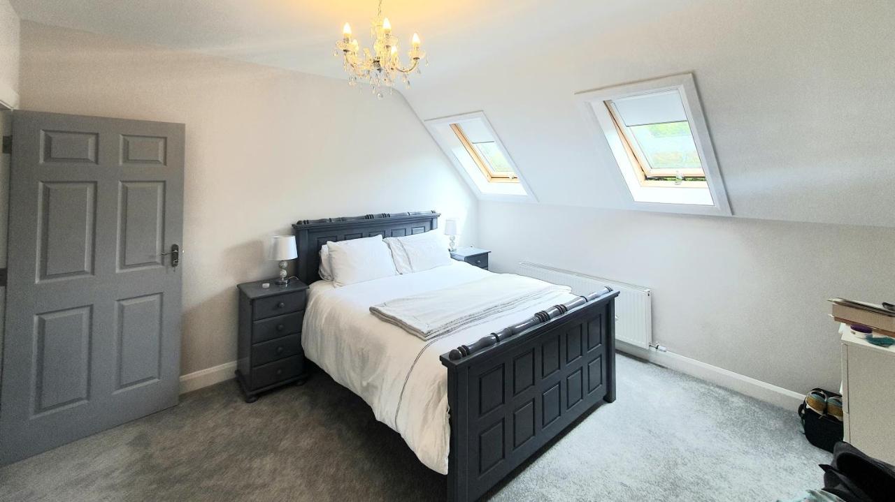 N0 2 Greystones Clock Tower Lodge Leap ภายนอก รูปภาพ