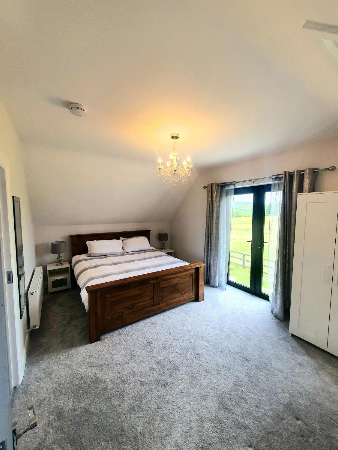 N0 2 Greystones Clock Tower Lodge Leap ภายนอก รูปภาพ